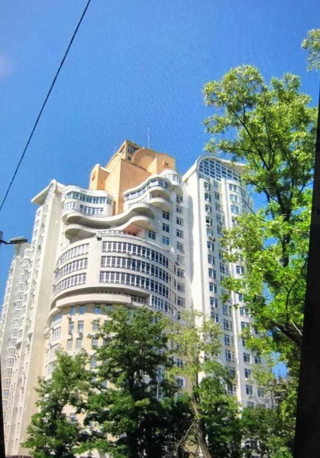 오데사 Purple Pearl On French Boulevard 아파트 외부 사진